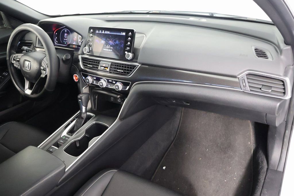 Used 2022 Honda Accord Sport image 9