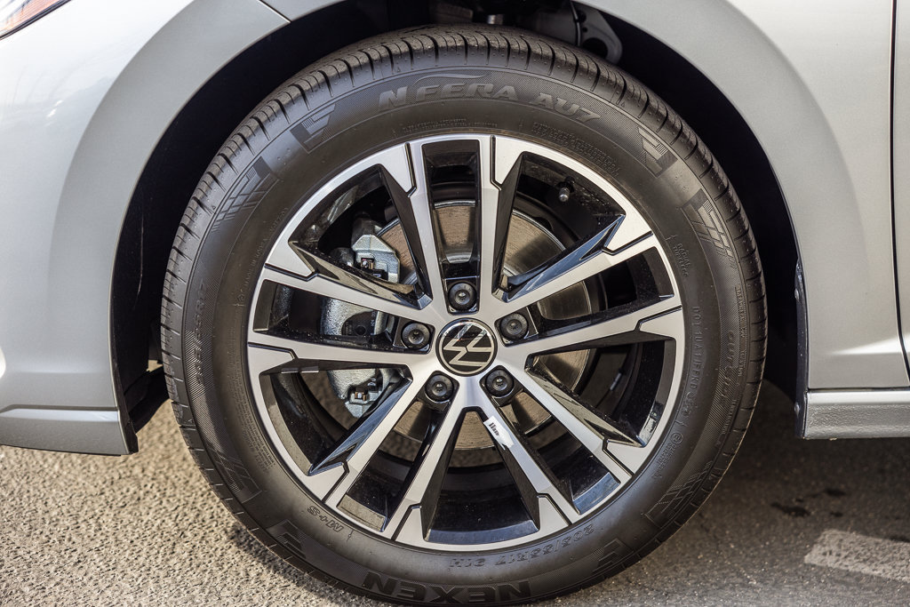 New 2027 Volkswagen Jetta Sport FWD image 5