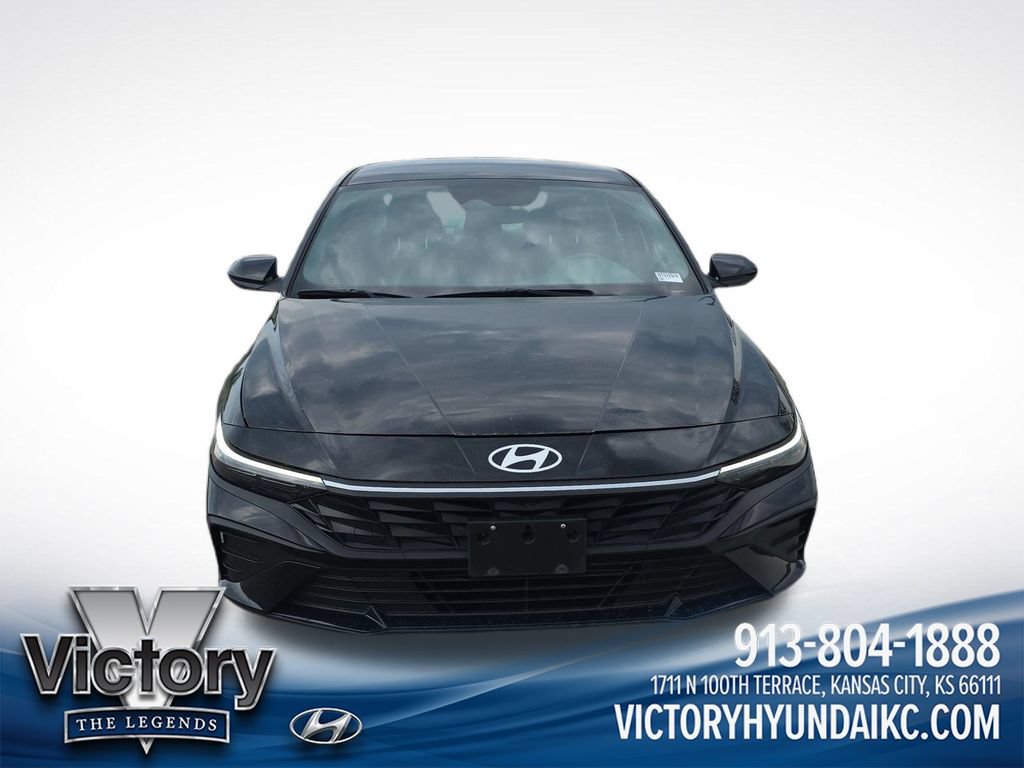 Used 2024 Hyundai Elantra SEL FWD image 8