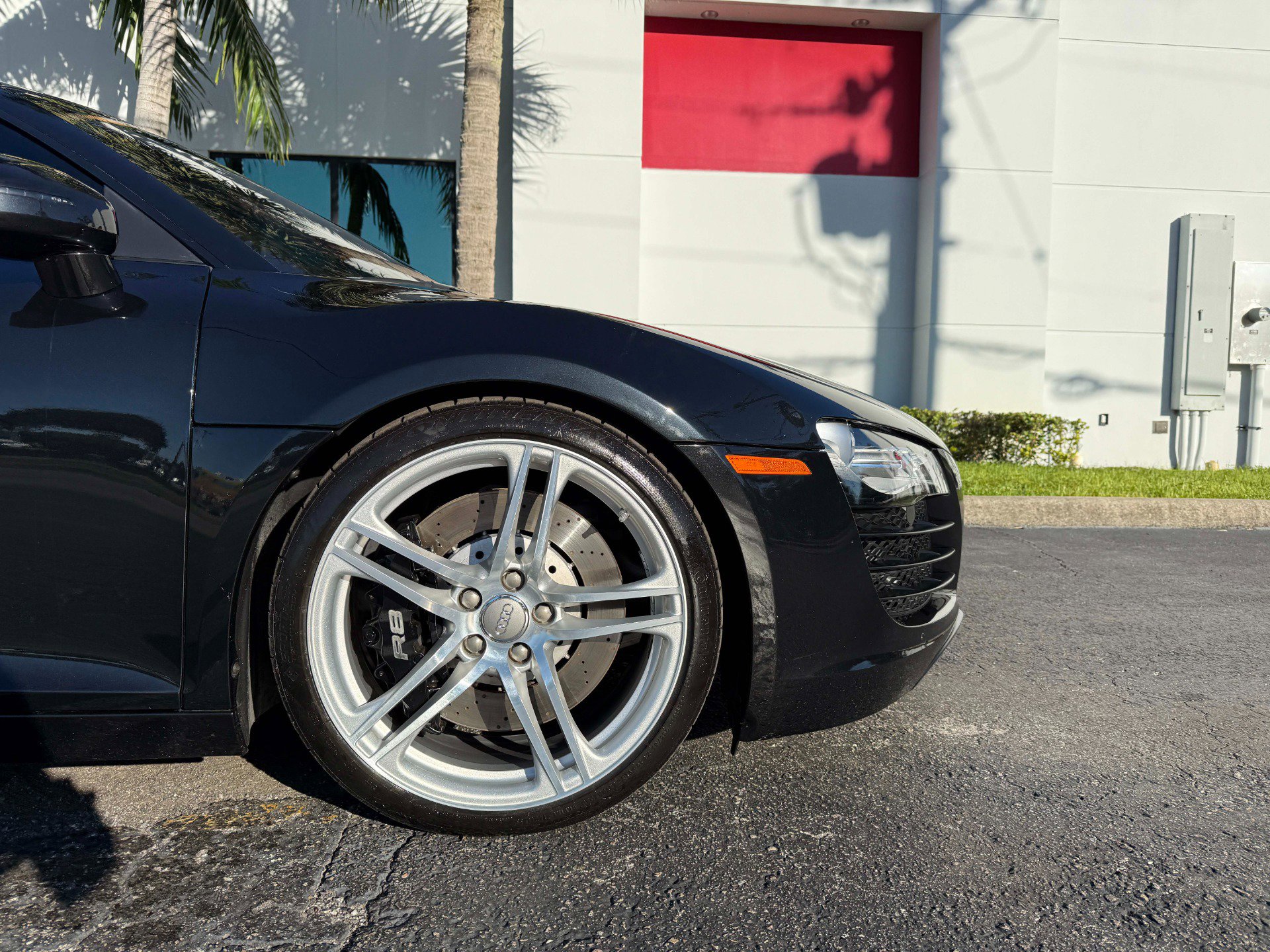 Used 2008 Audi R8 V8 image 3