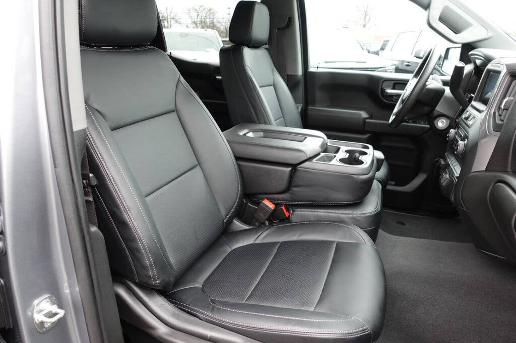 Used 2021 Chevrolet Silverado 1500 Custom w/ LPO, Dark Essentials Package AWD/4WD image 32