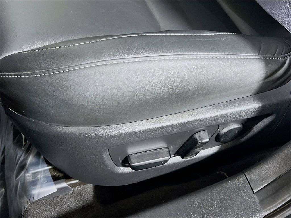 Used 2025 MAZDA CX-30 AWD 2.5 S w/ Preferred Package image 17