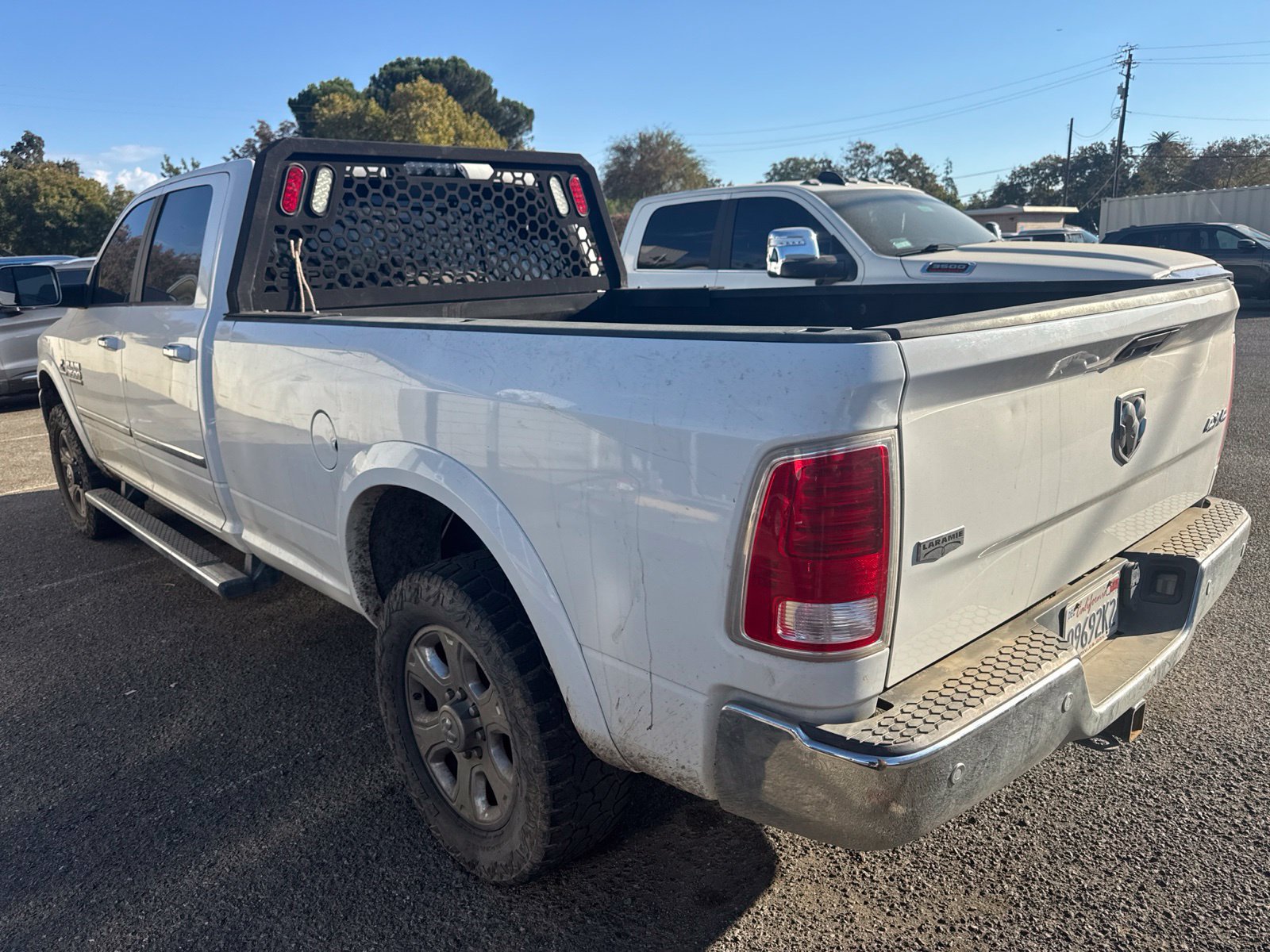 Used 2018 RAM 3500 Laramie AWD/4WD image 2