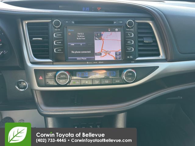 Used 2019 Toyota Highlander XLE image 12