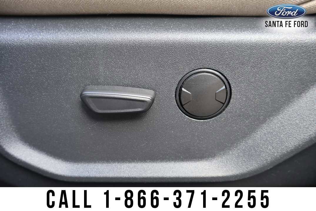 Used 2024 Ford Expedition XLT image 14