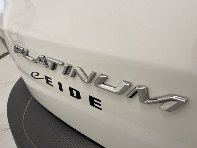 Used 2024 Ford Escape Platinum AWD/4WD image 31