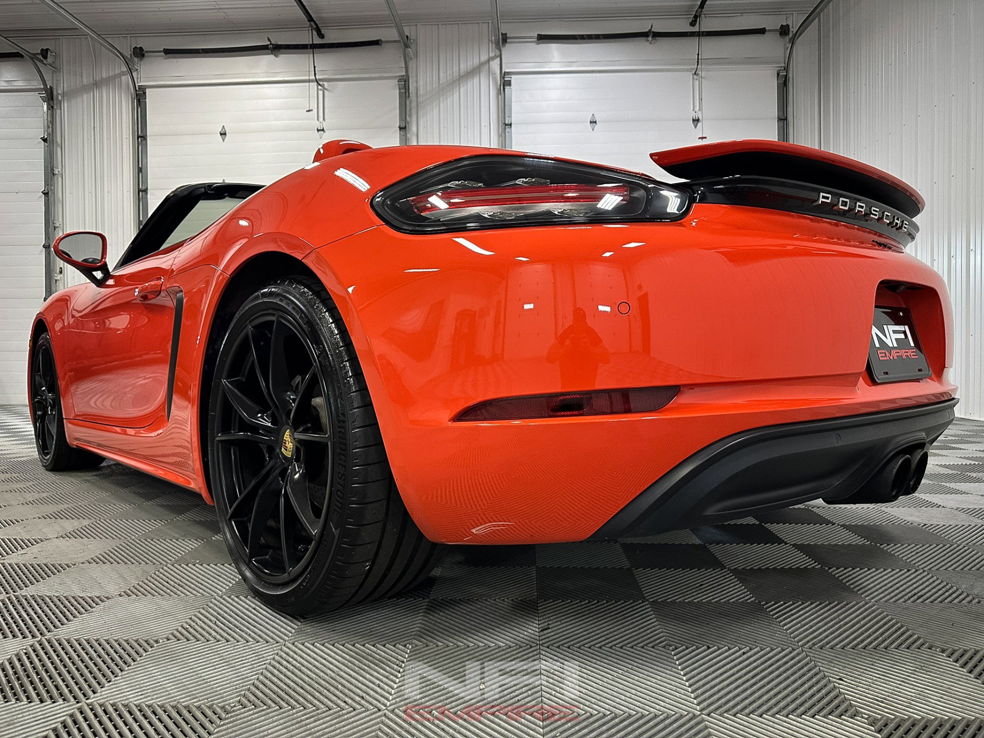Used 2017 Porsche 718 Boxster Roadster 2D image 30