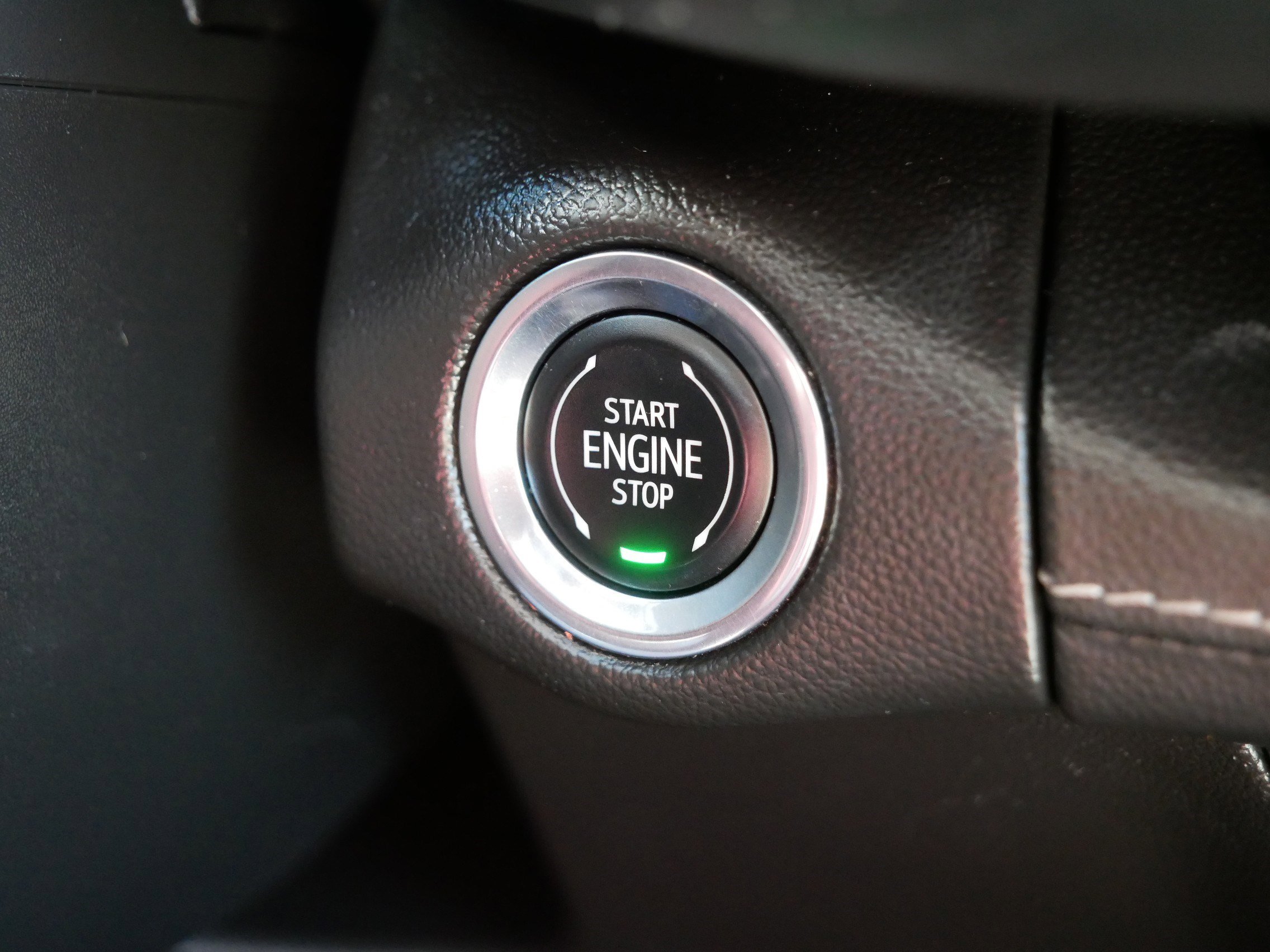 Used 2023 Buick Envision Essence AWD/4WD image 29
