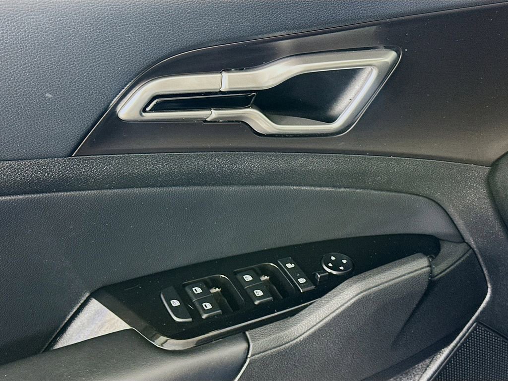 Certified 2023 Kia Sportage EX image 20