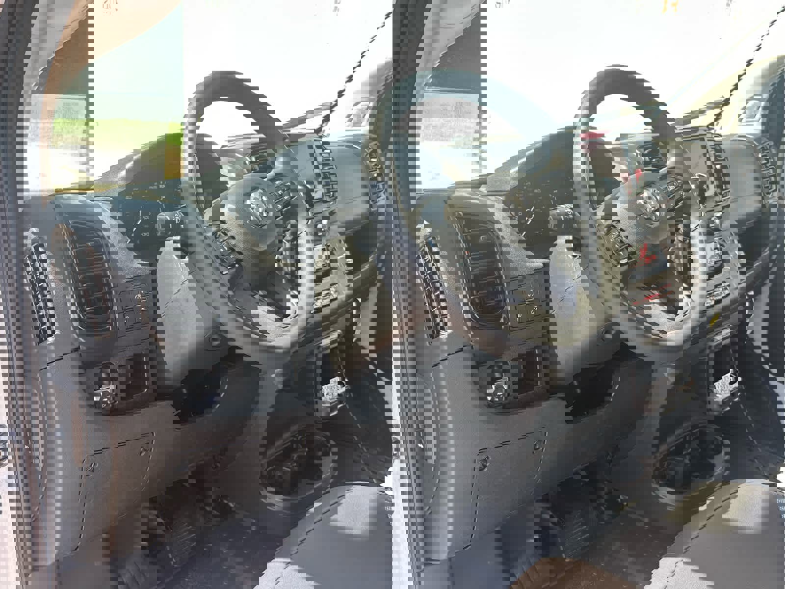 New 2025 RAM ProMaster 2500 w/ Convenience Group image 22