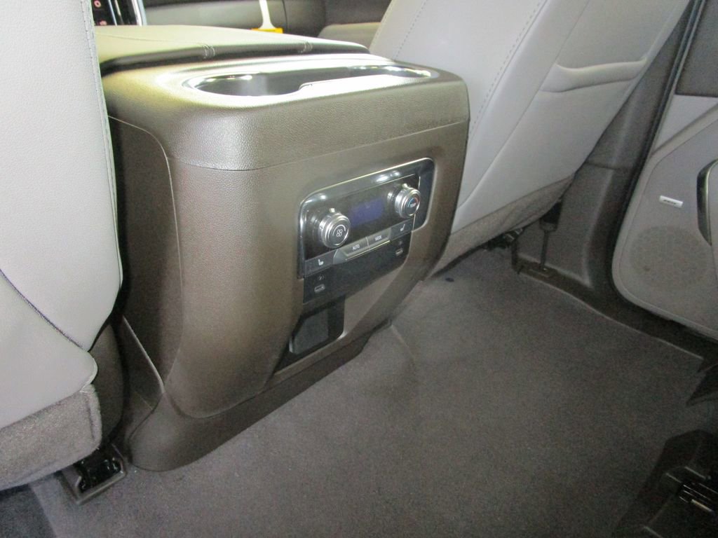 New 2026 GMC Yukon XL Elevation image 20