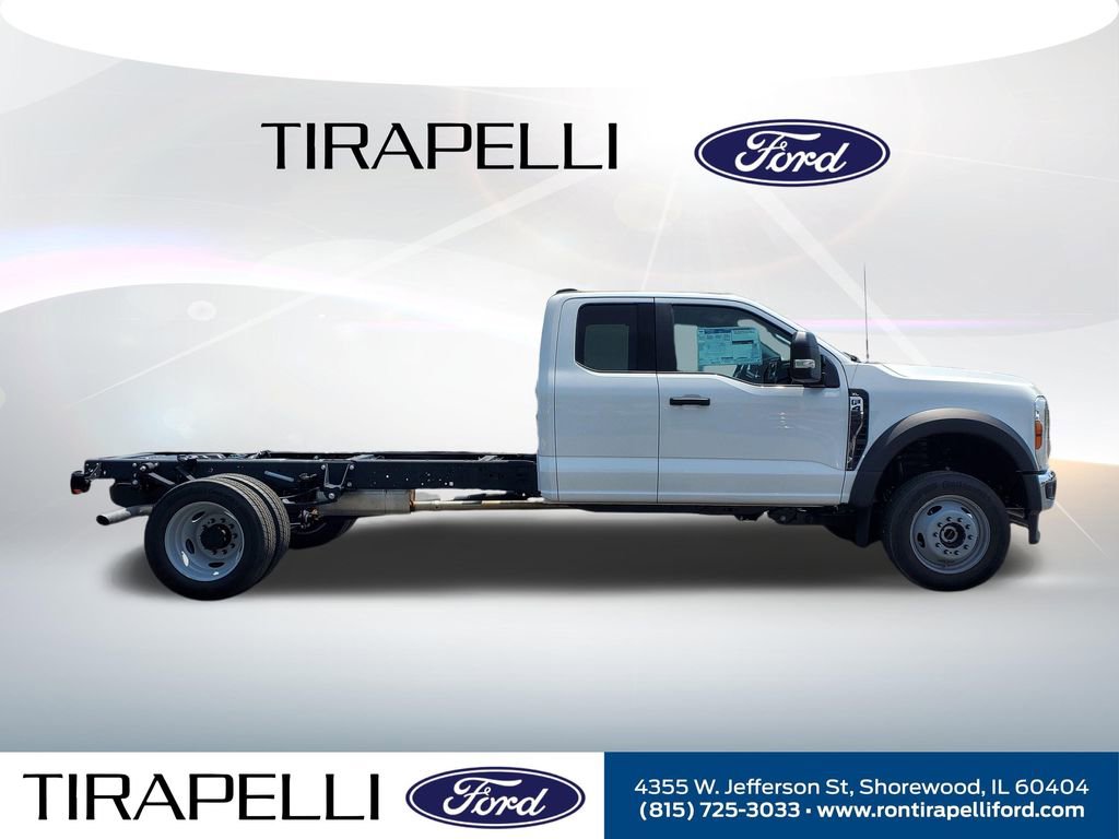 New 2025 Ford F450 XL w/ XL Chrome Package image 4