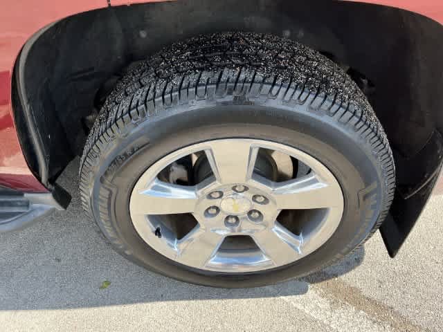 Used 2018 Chevrolet Tahoe LS w/ All-Season Package AWD/4WD image 12