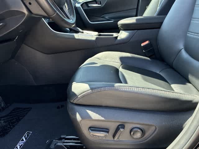 Used 2025 Toyota RAV4 XLE Premium FWD image 18