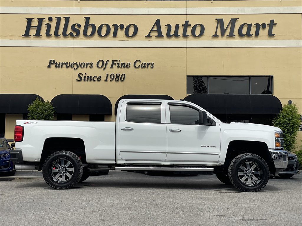 Used 2015 Chevrolet Silverado 2500 LTZ w/ Duramax Plus Package AWD/4WD image 4
