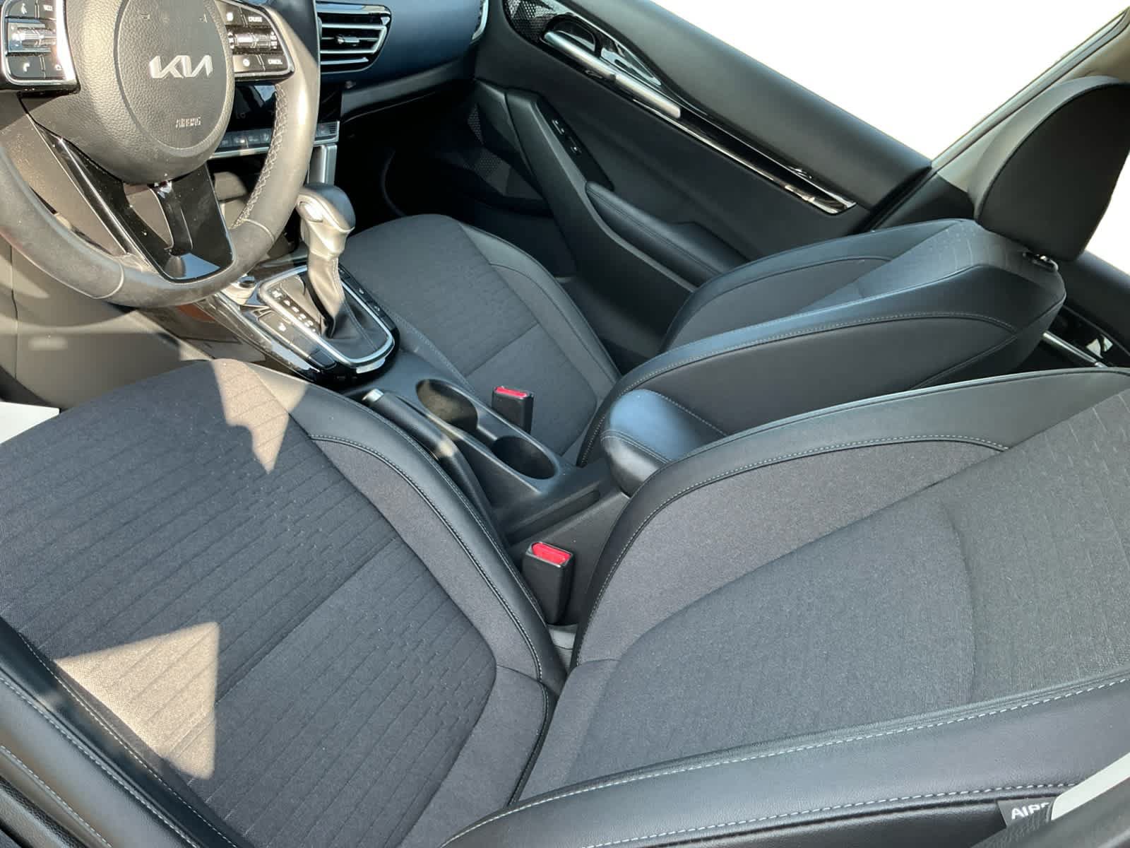 Used 2023 Kia Seltos S AWD/4WD image 9
