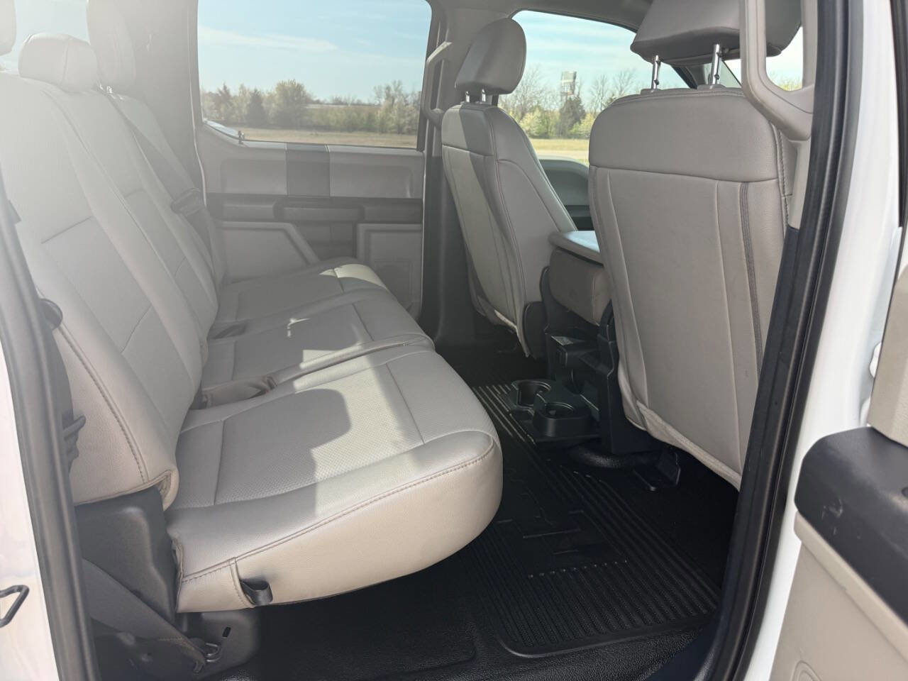 Used 2022 Ford F250 XL w/ Power Equipment Group image 29