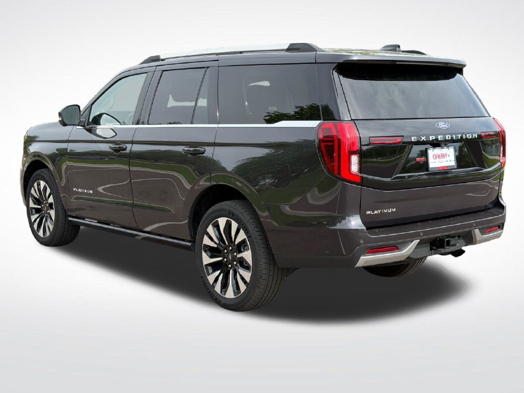 Used 2025 Ford Expedition Platinum w/ Driver's Package AWD/4WD image 3