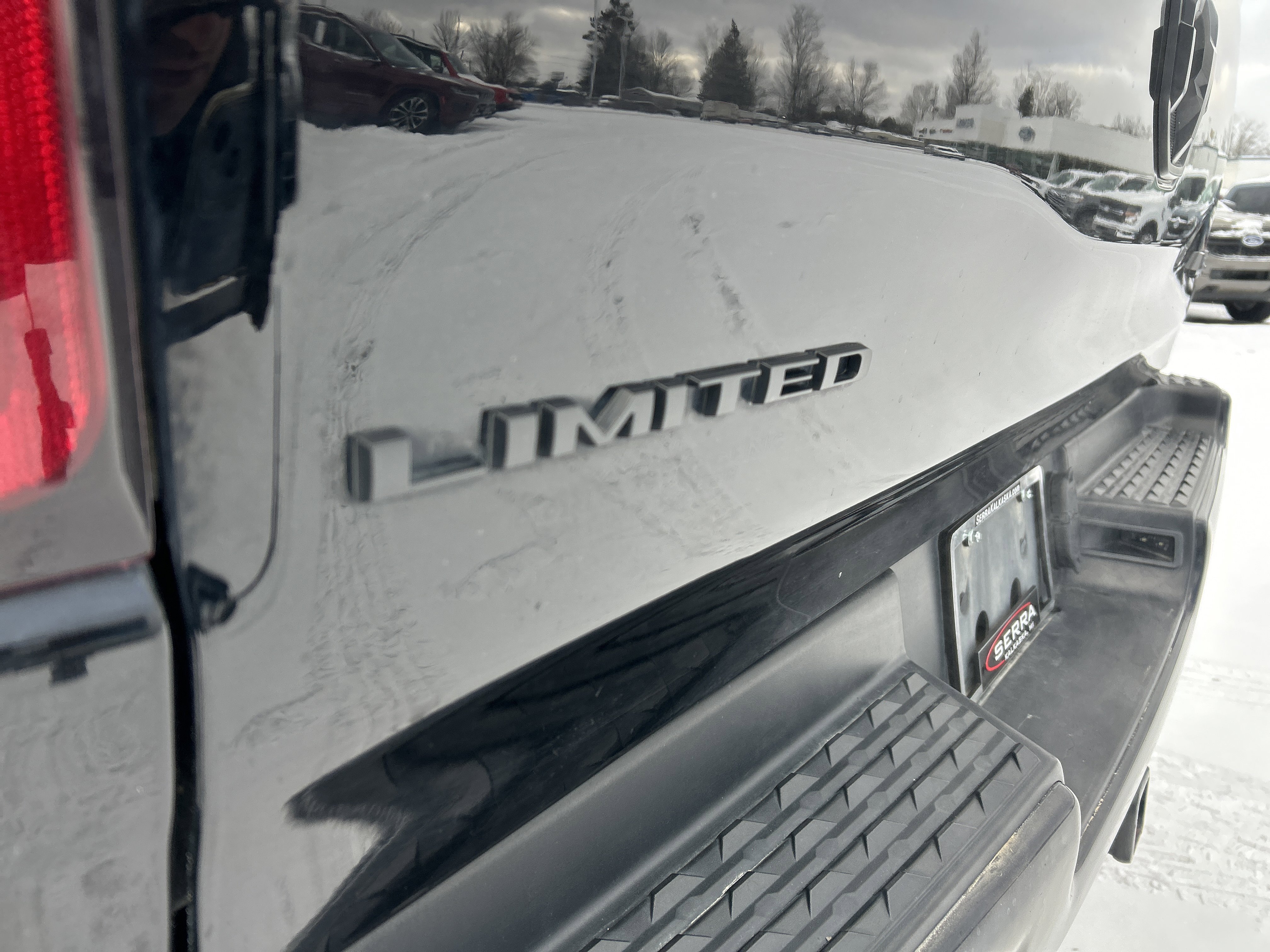 Used 2021 RAM 1500 Limited w/ Night Edition image 23