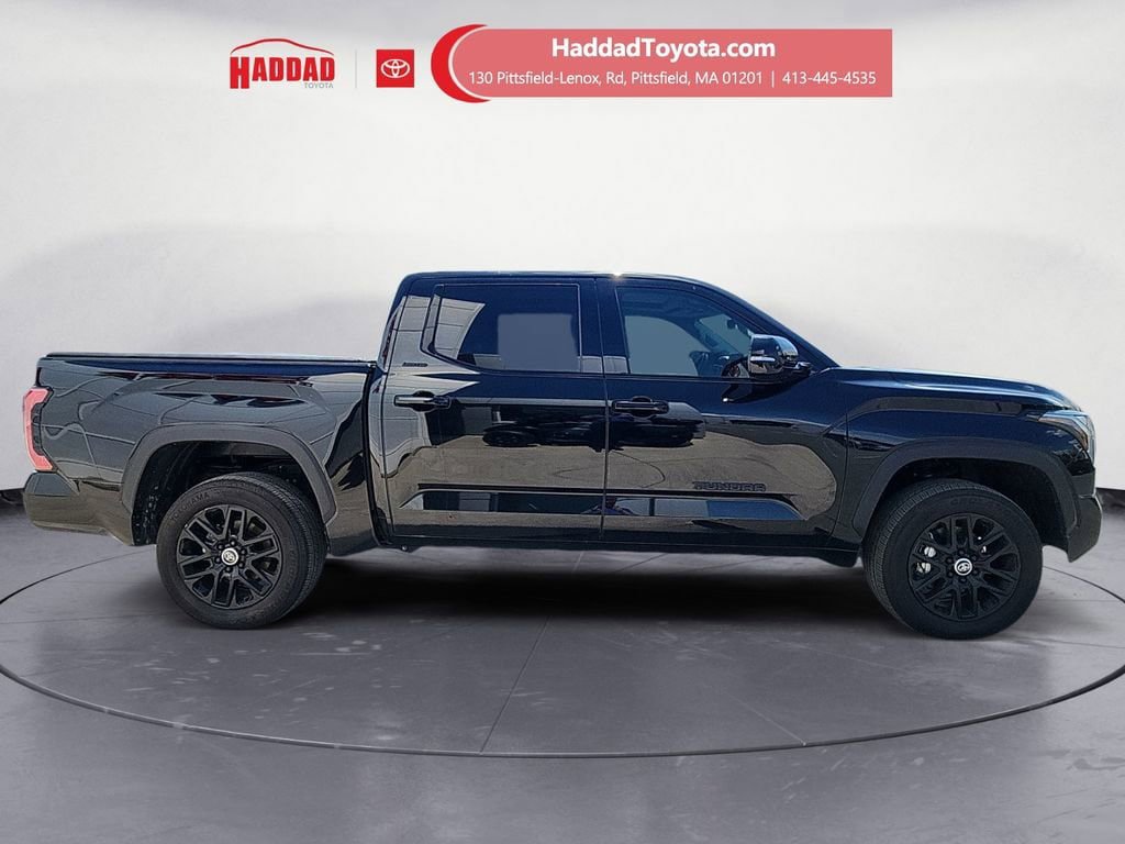 Used 2024 Toyota Tundra Limited AWD/4WD image 7