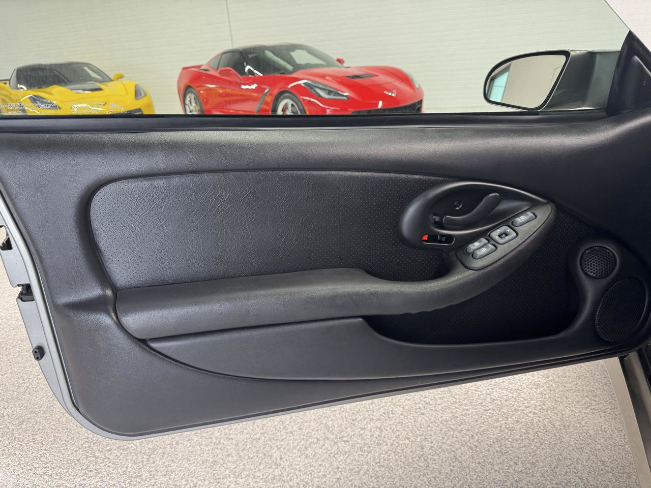 Used 2000 Pontiac Firebird Formula RWD image 47