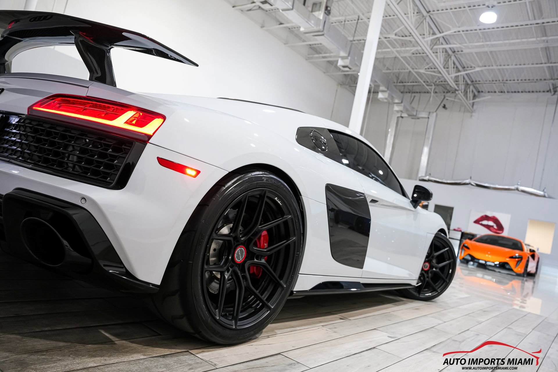 Used 2020 Audi R8 V10 w/ Carbon Exterior Package image 53