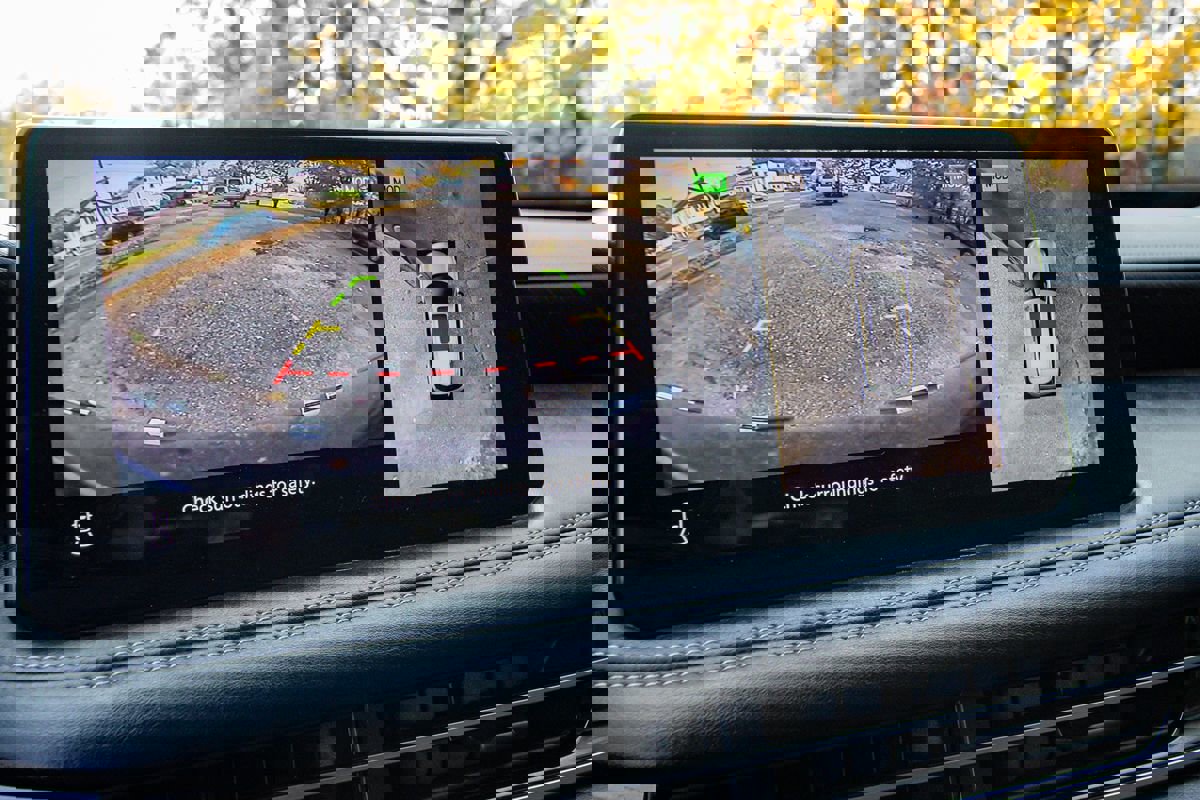 Used 2022 INFINITI QX60 Sensory w/ Cargo Package image 15