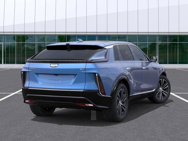 New 2027 Cadillac Lyriq Luxury w/ LPO, Floor Liner Package AWD/4WD image 3
