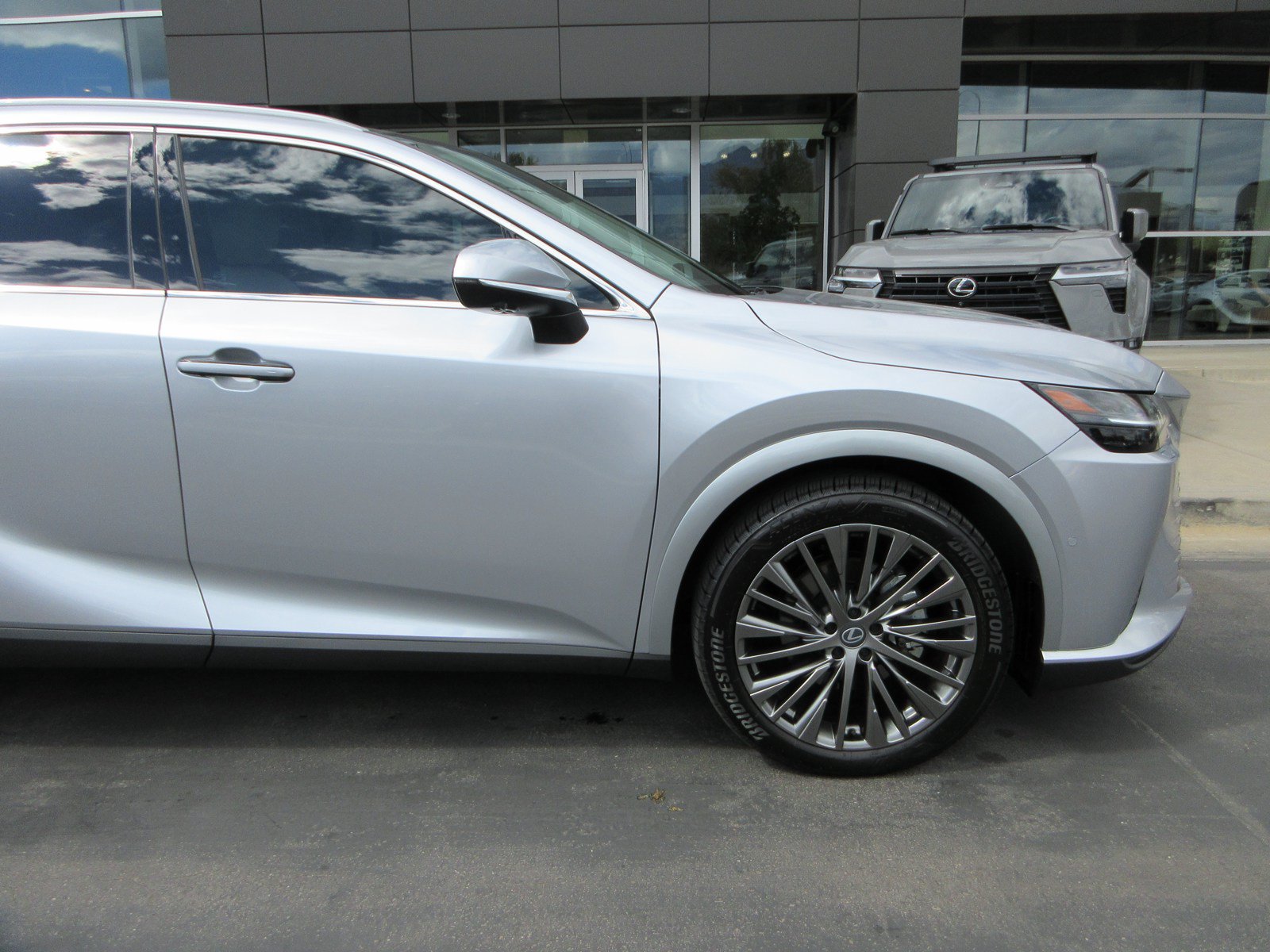 Used 2026 Lexus RX 350 AWD w/ Convenience Package image 12