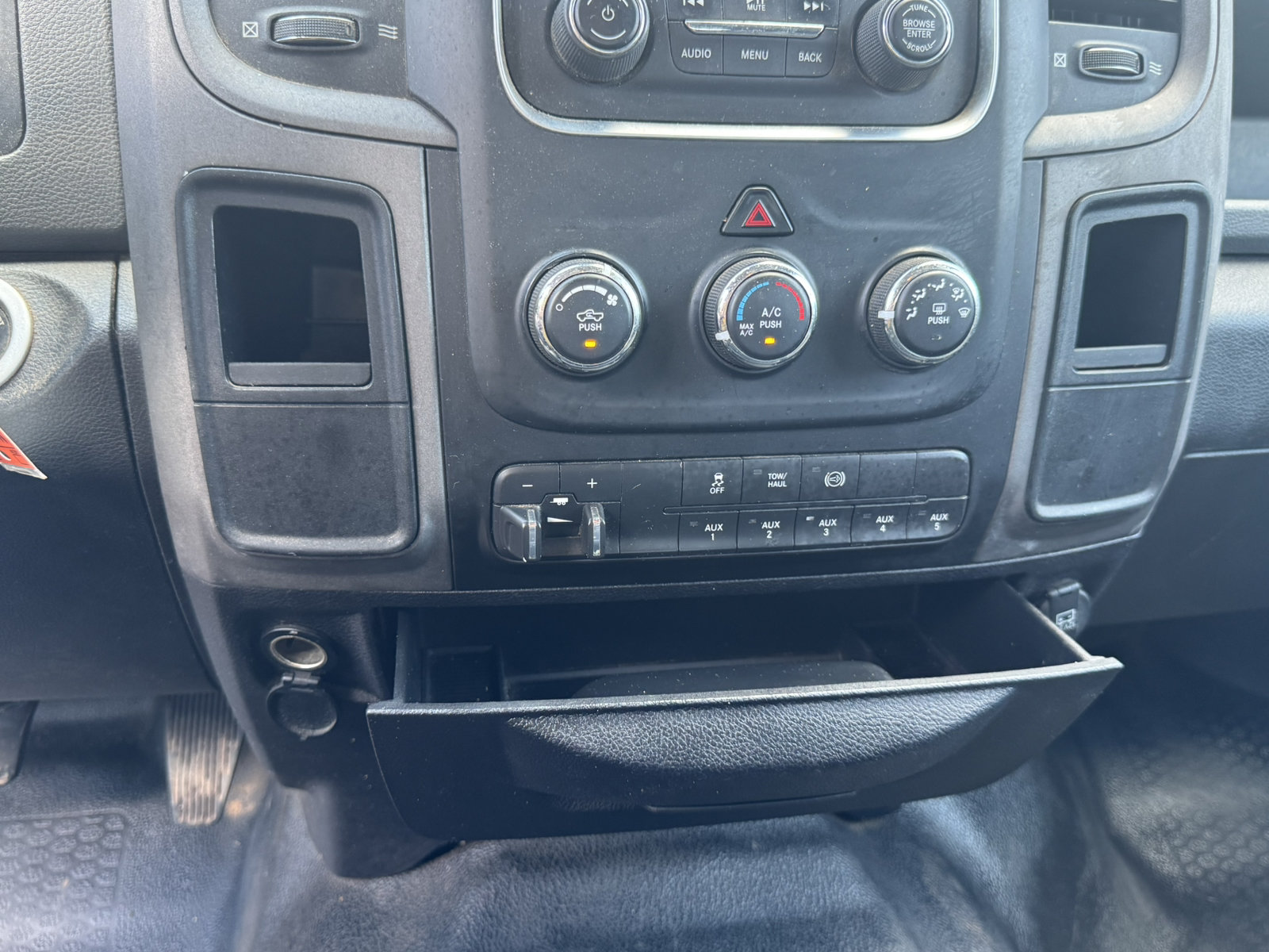 Used 2016 RAM 5500 Tradesman w/ Max Tow Package RWD image 24