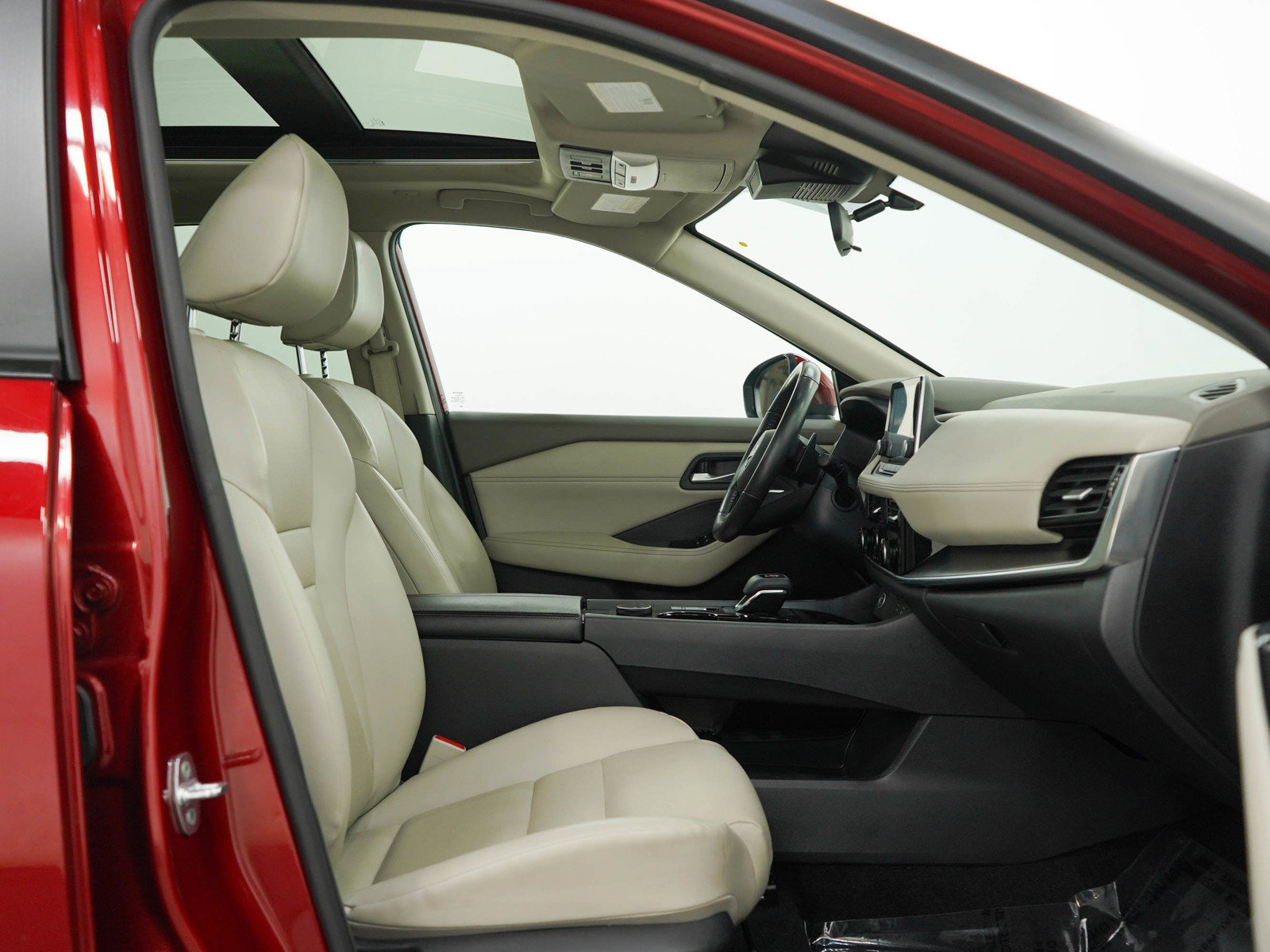 Used 2023 Nissan Rogue SV w/ SV Premium Package AWD/4WD image 11