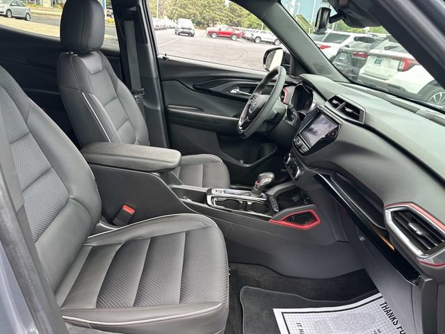 Certified 2022 Chevrolet TrailBlazer RS w/ Technology Package FWD image 26