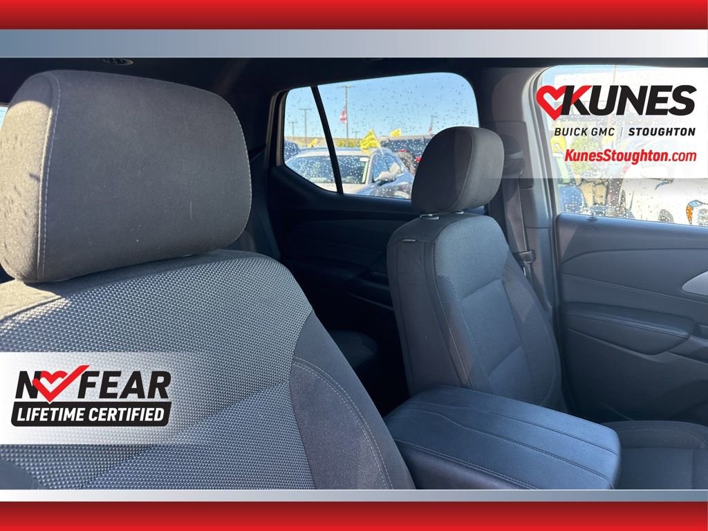 Used 2023 Chevrolet Traverse LT w/ LPO, Floor Liner Package image 52