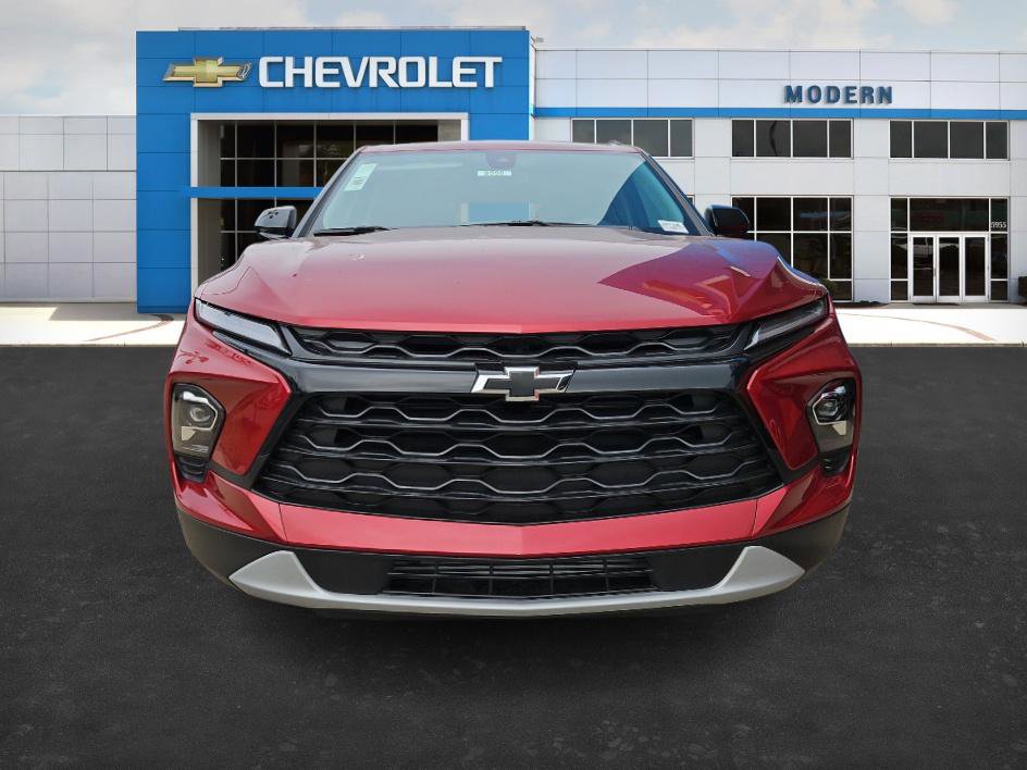 New 2025 Chevrolet Blazer LT image 2