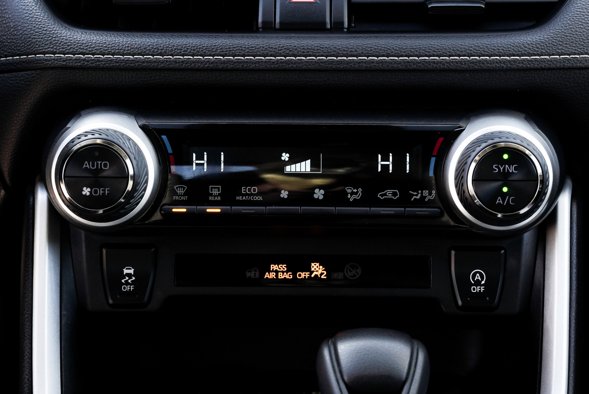 Certified 2025 Toyota RAV4 XLE image 34