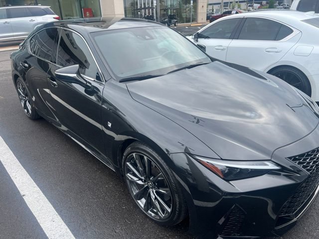 Used 2023 Lexus IS 350 F Sport RWD image 9