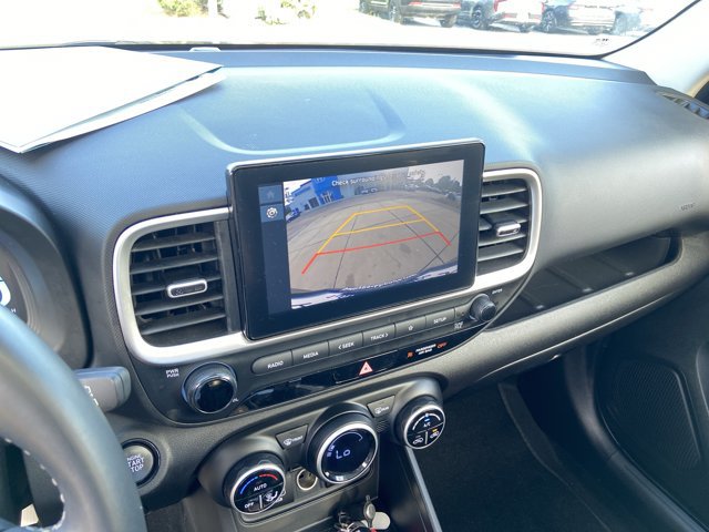 Used 2025 Hyundai Venue SEL FWD image 36