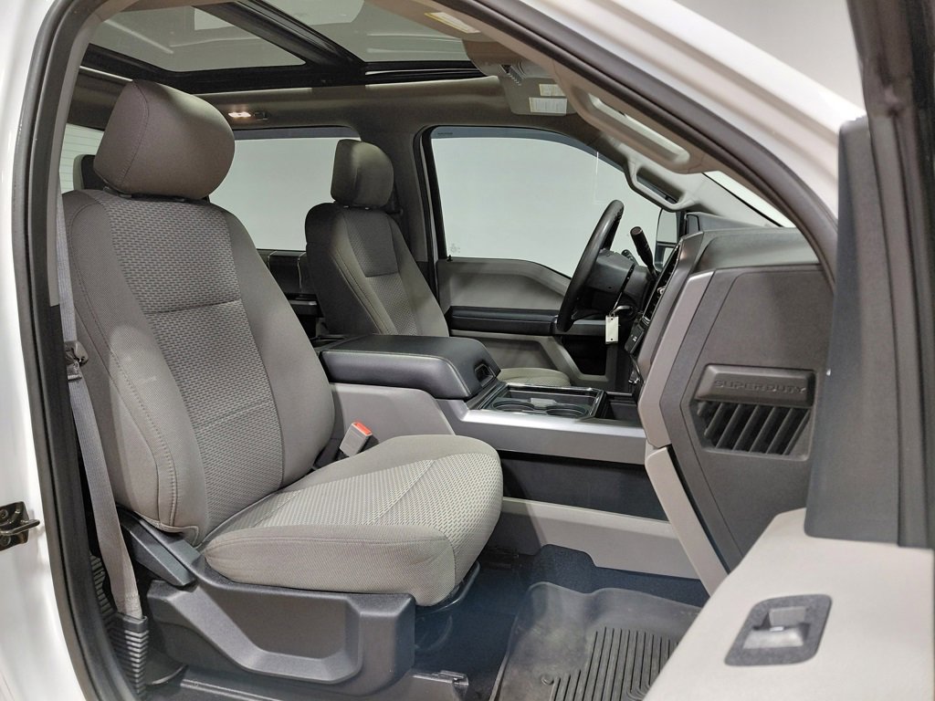 Used 2019 Ford F250 XLT w/ XLT Premium Package image 28