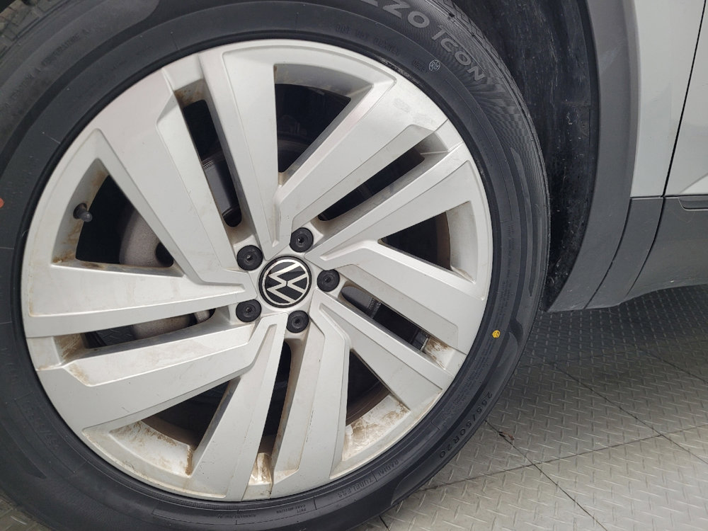 Used 2021 Volkswagen Atlas SE image 31