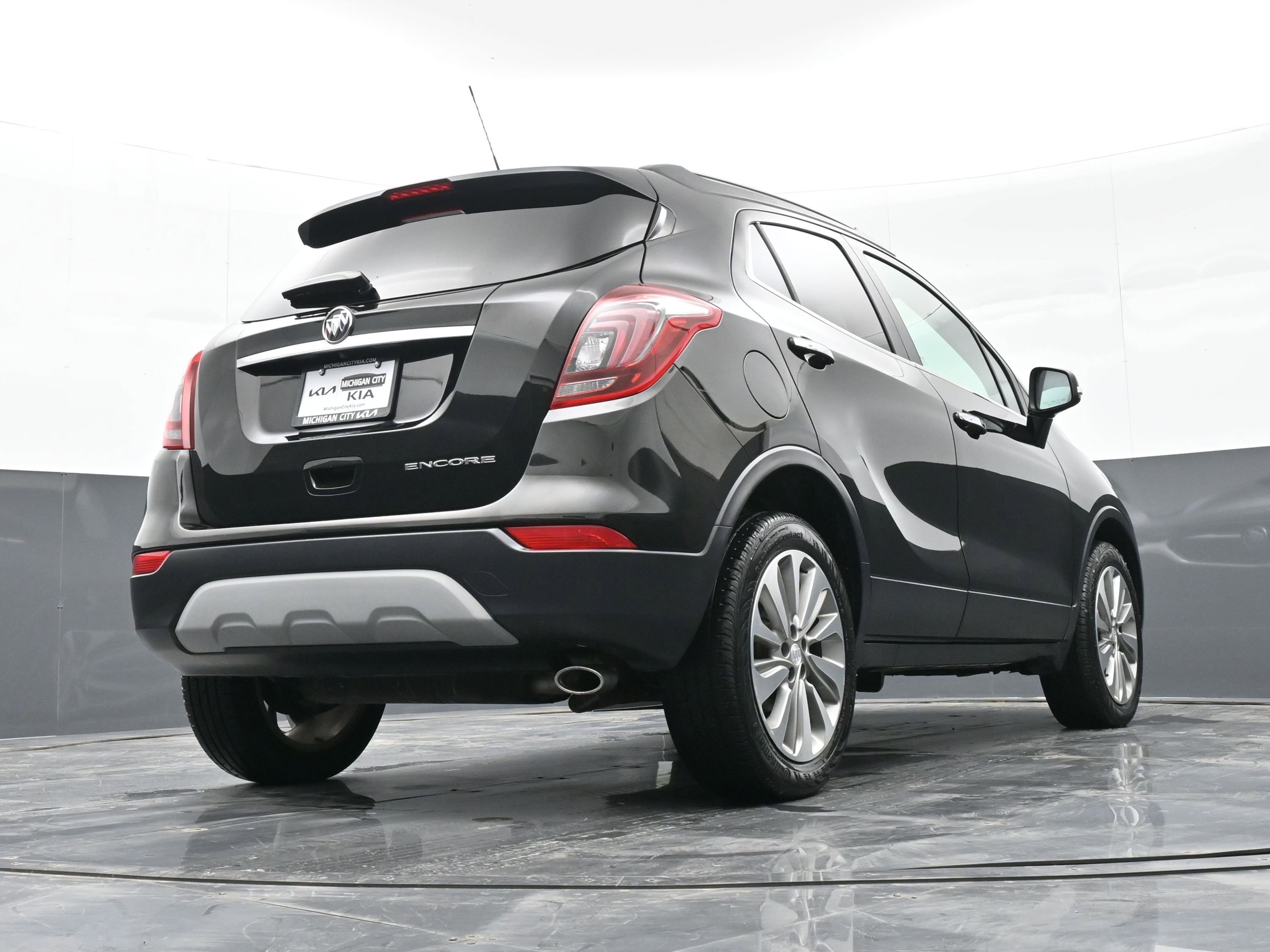 Used 2019 Buick Encore Preferred image 43