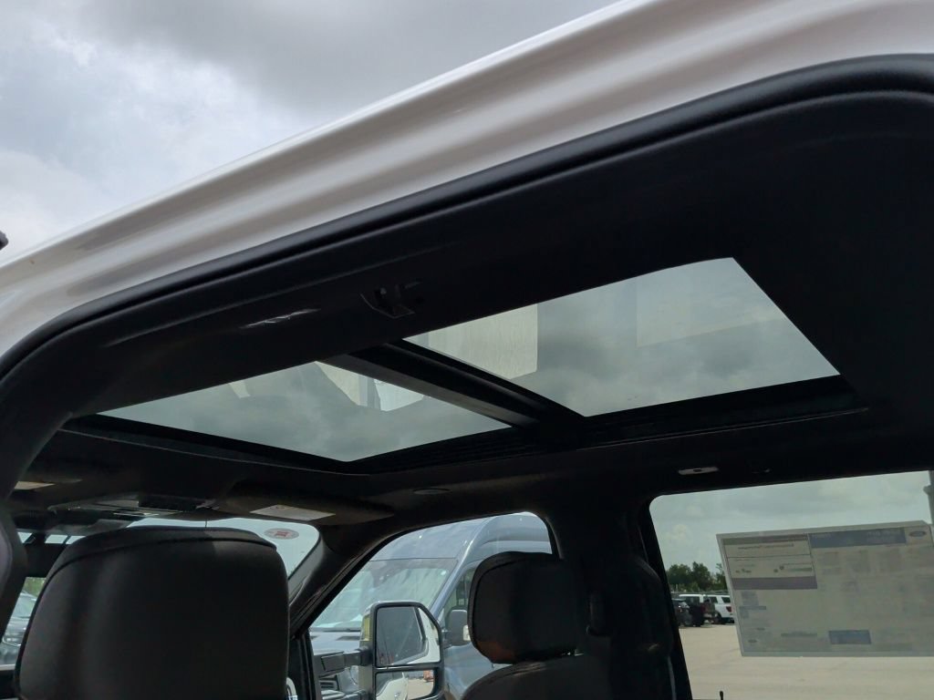 New 2026 Ford F250 King Ranch w/ Chrome Package AWD/4WD image 25