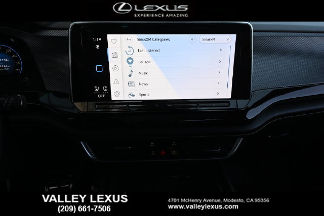 Used 2024 Volkswagen Atlas Cross Sport SEL Premium R-Line AWD/4WD image 9