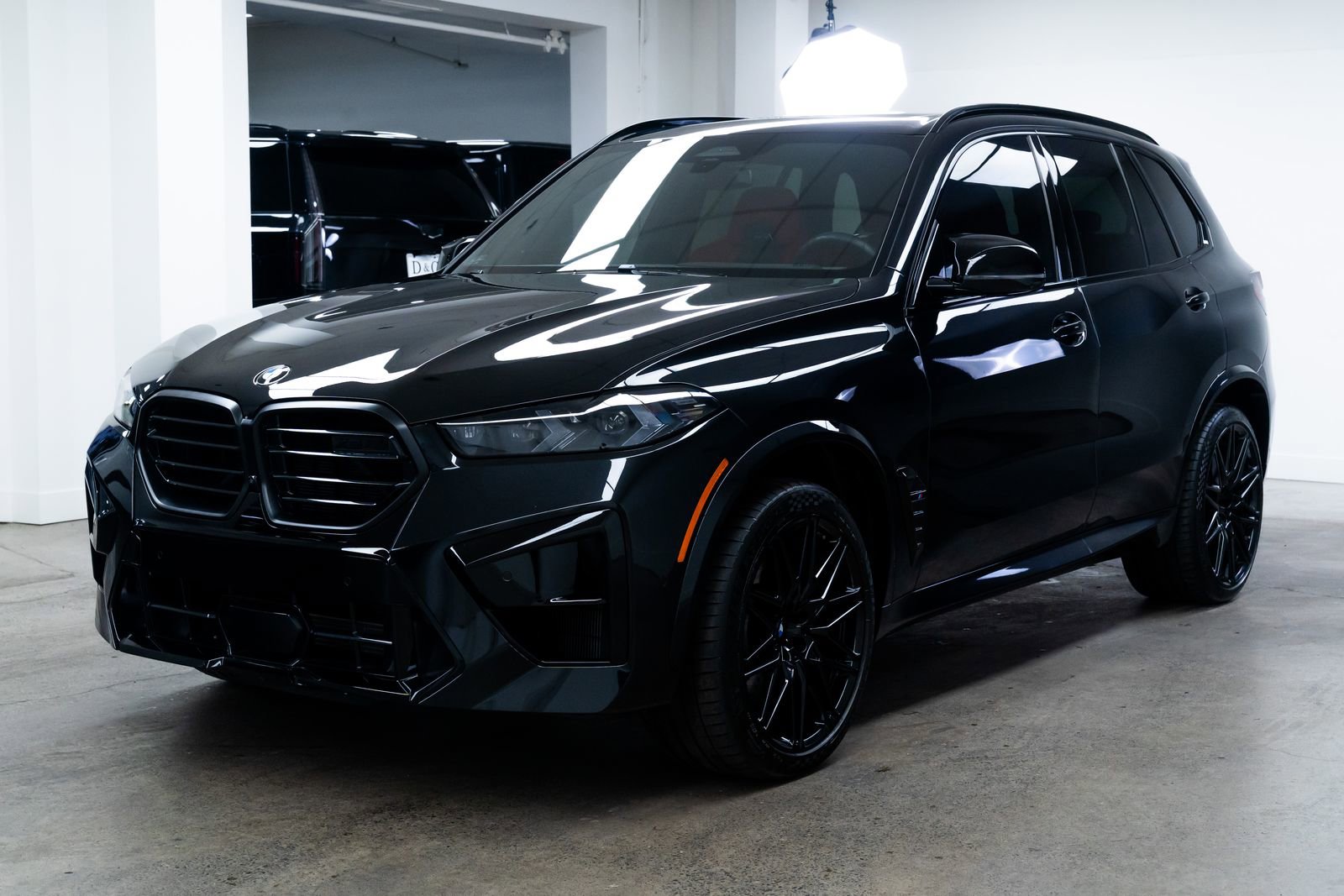 Used 2026 BMW X5 M Competition w/ Executive Package image 3