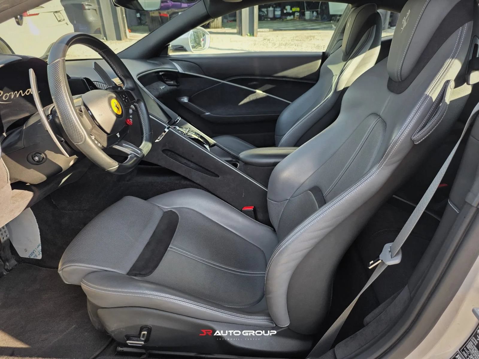 Used 2021 Ferrari Roma RWD image 17