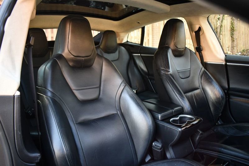Used 2015 Tesla Model S 70D image 20