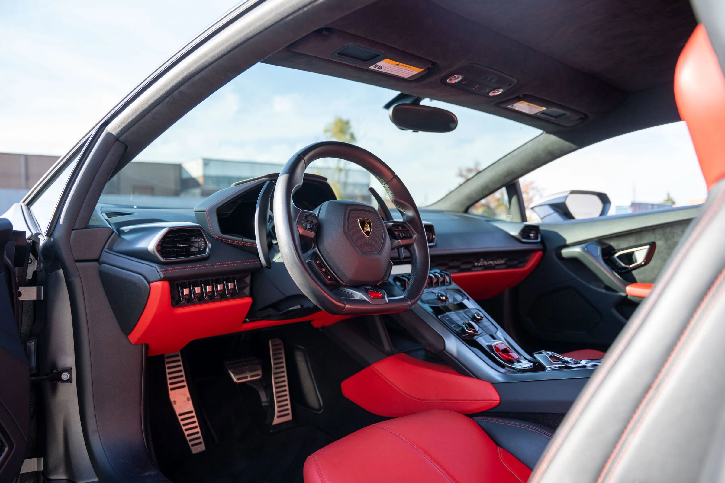 Used 2015 Lamborghini Huracan LP 610-4 image 14