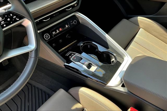 Used 2025 Audi Q5 Prestige AWD/4WD image 18