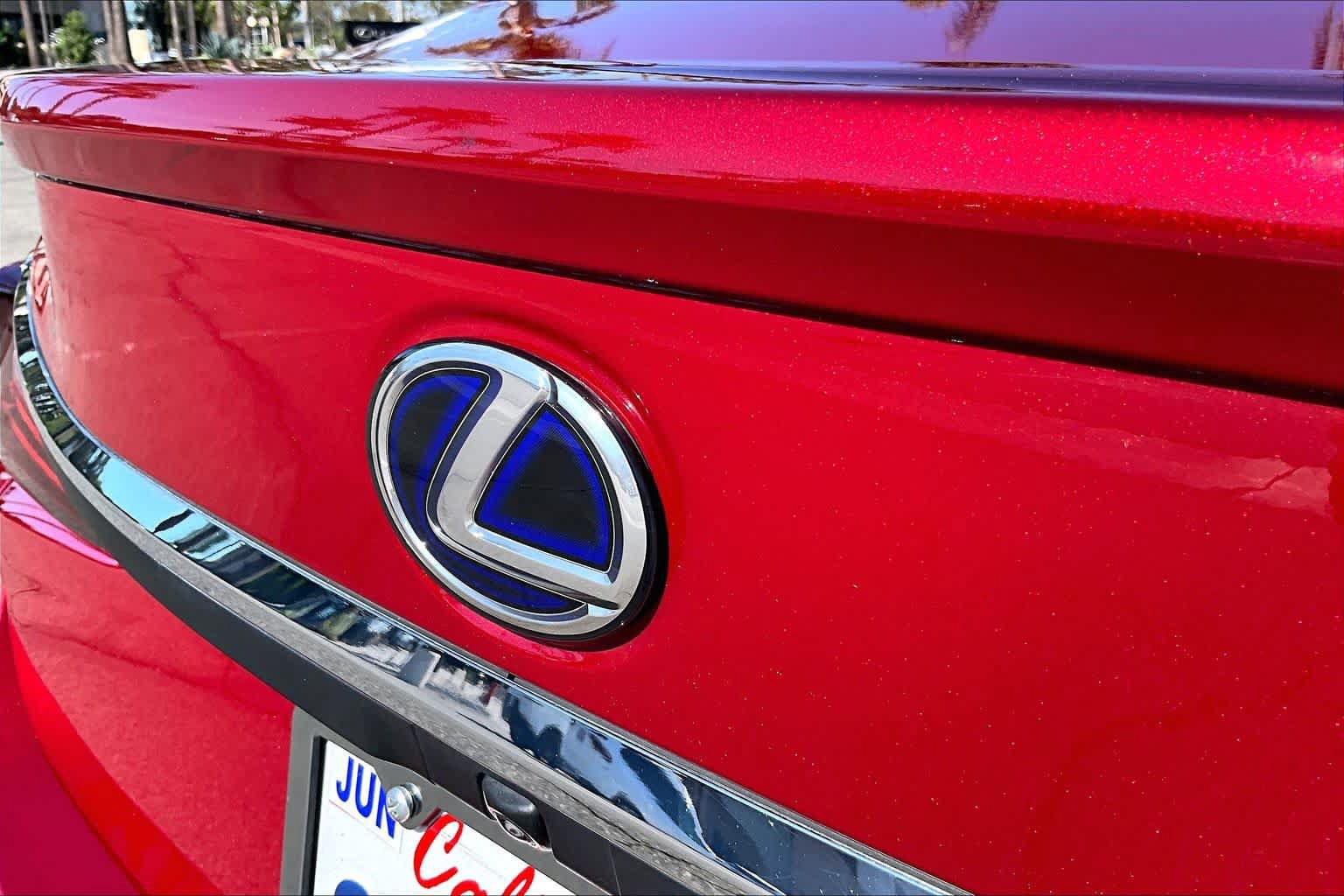 Used 2022 Lexus ES 300h w/ Premium Package FWD image 29