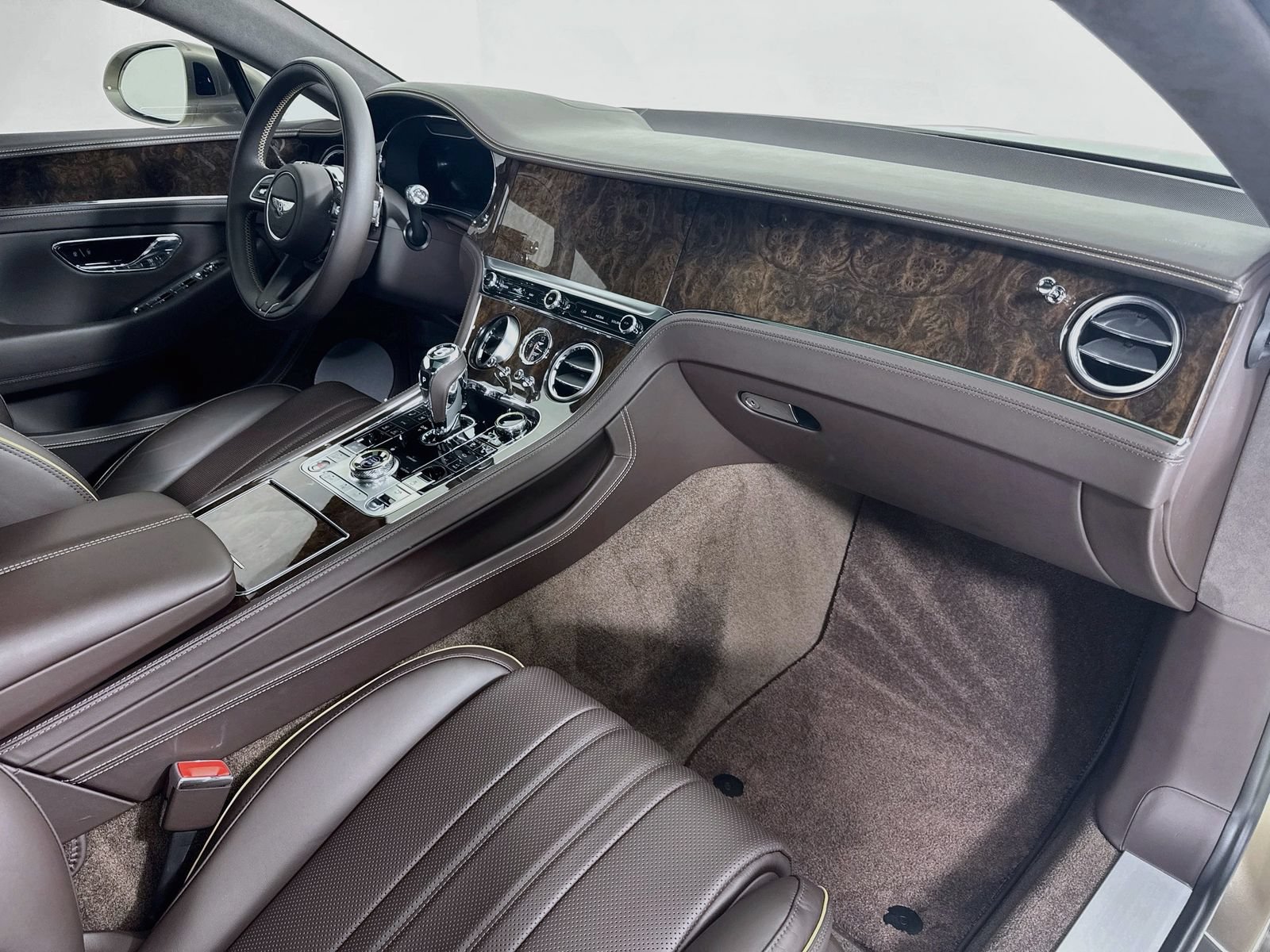 Certified 2023 Bentley Continental GT Mulliner AWD/4WD image 27
