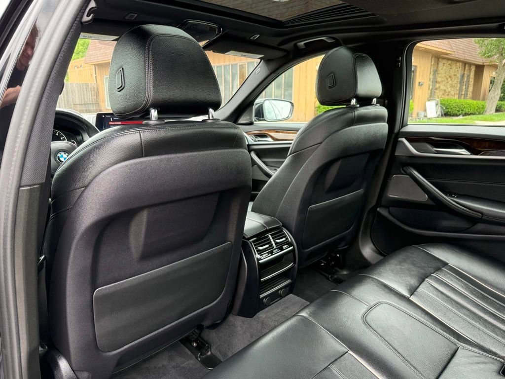 Used 2019 BMW 540i xDrive AWD/4WD image 17
